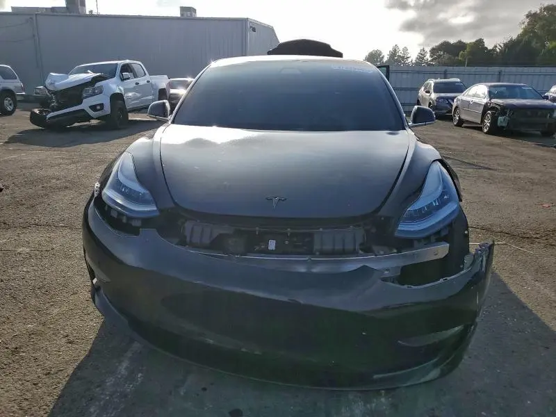 2018 TESLA MODEL 3   