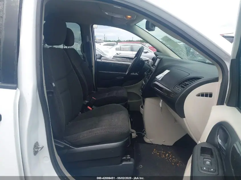 2020 DODGE GRAND CARAVAN SE