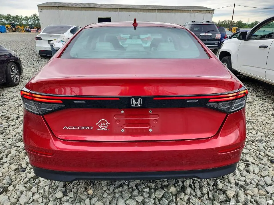 2023 HONDA ACCORD LX  