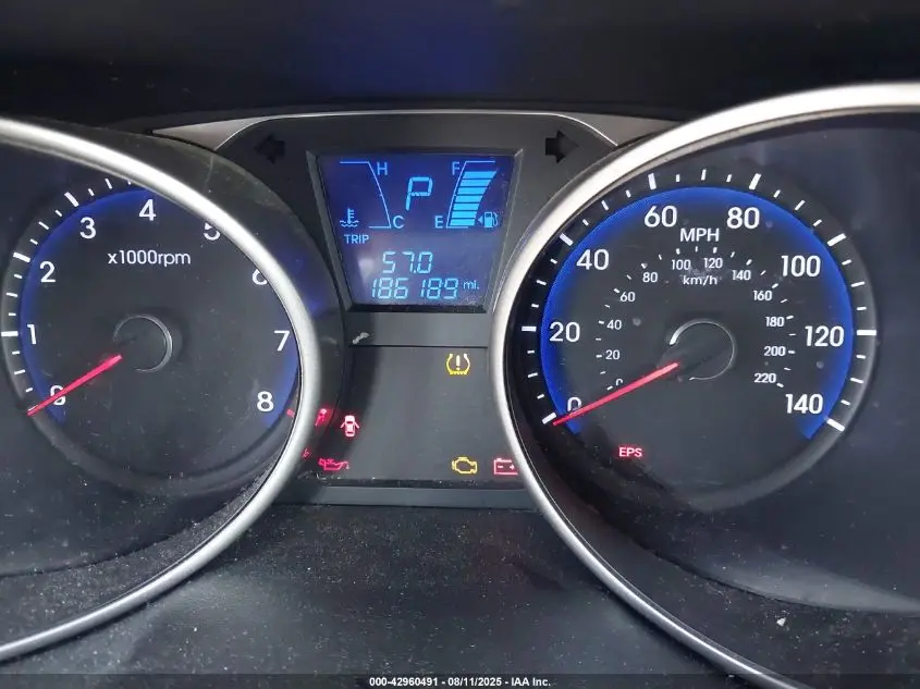 2011 HYUNDAI TUCSON GL