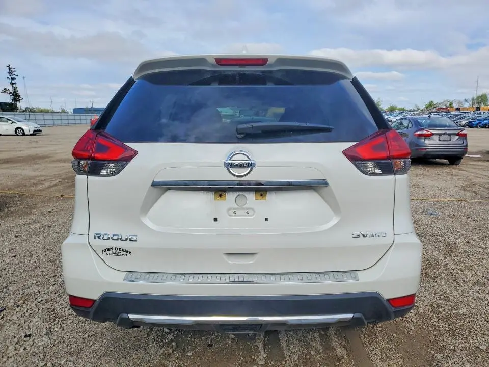 2018 NISSAN ROGUE SV  