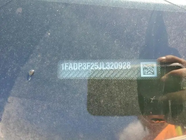 2018 FORD FOCUS SE  