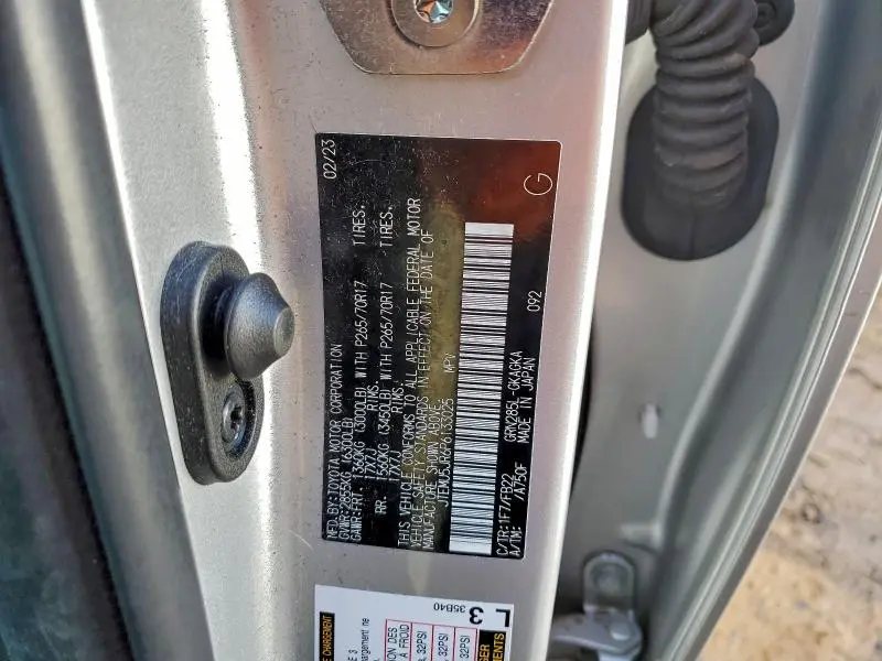 2023 TOYOTA 4RUNNER SE  
