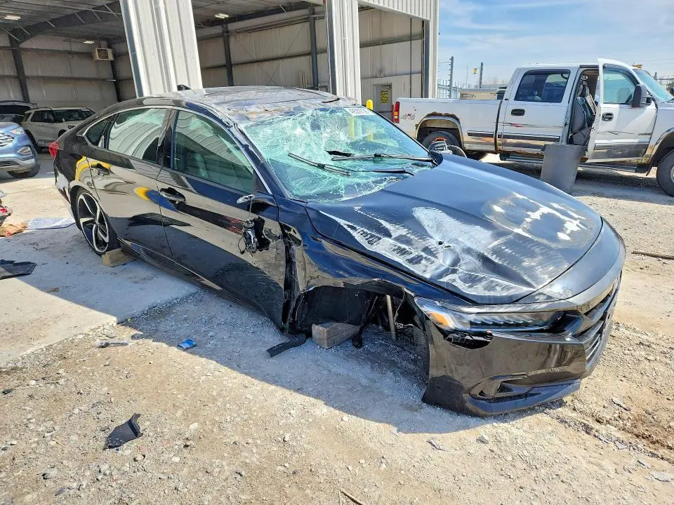 2022 HONDA ACCORD SPORT  