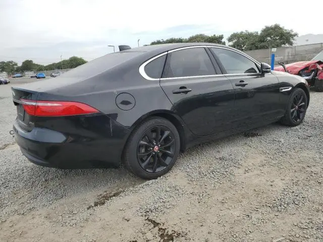 2017 JAGUAR XF PREMIUM  