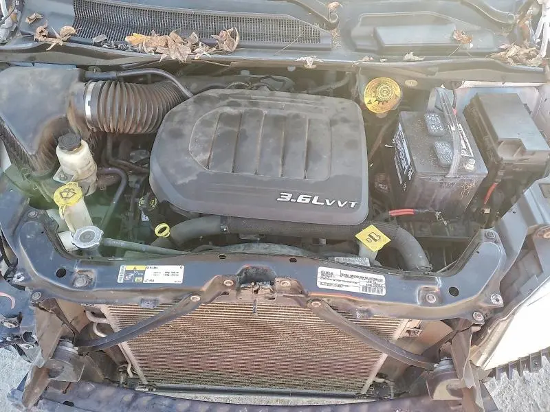 2016 DODGE GRAND CARAVAN SE  