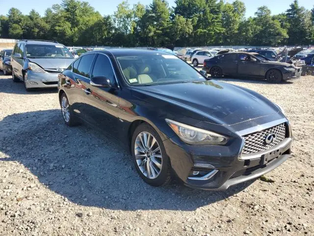 2019 INFINITI Q50 LUXE  