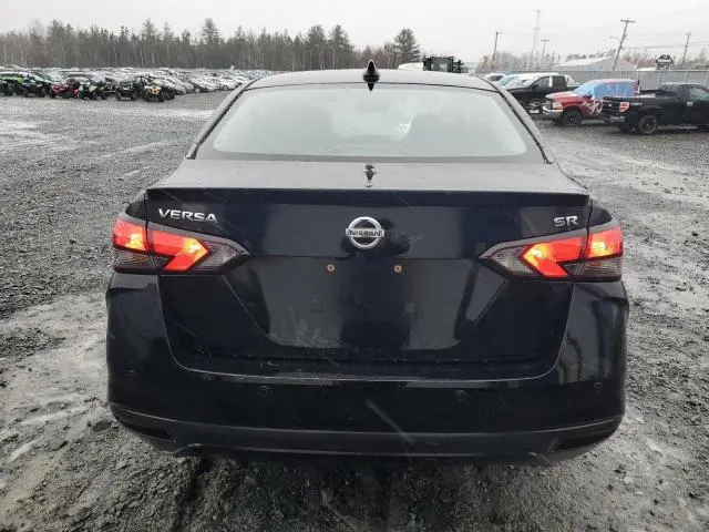 2022 NISSAN VERSA SR  