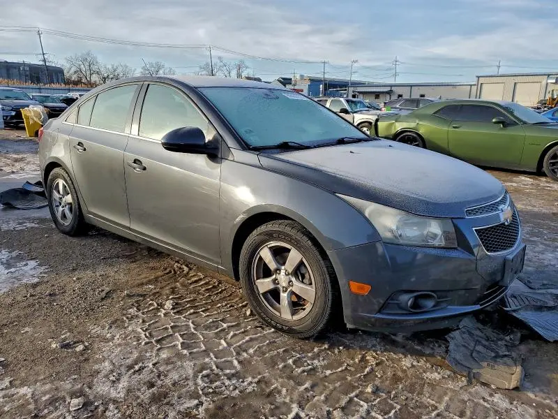 2013 CHEVROLET CRUZE LT  