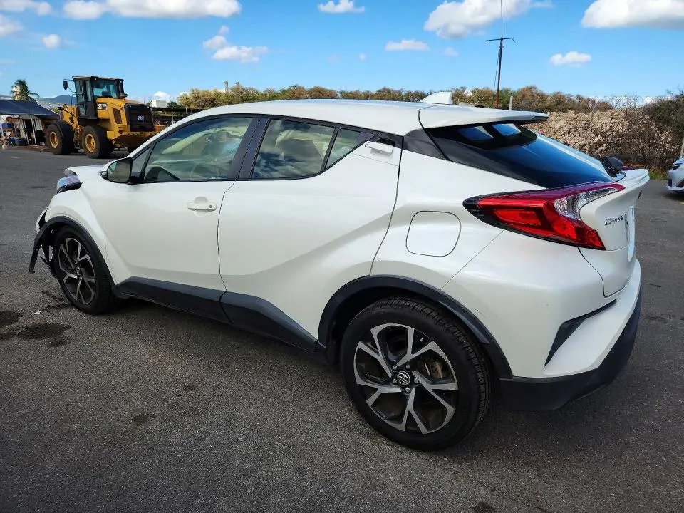 2019 TOYOTA C-HR LE  