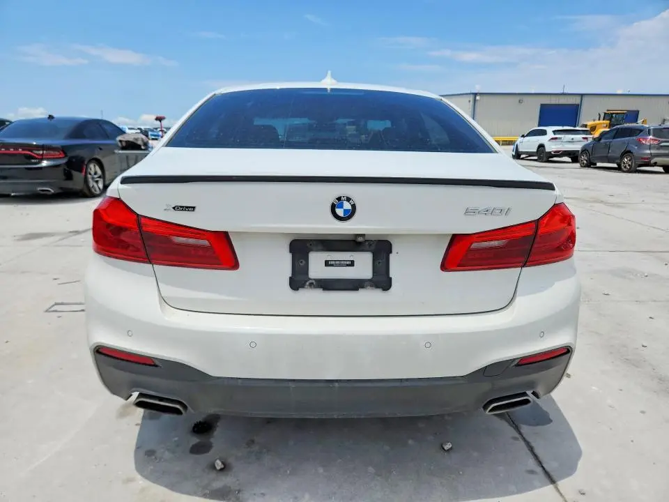 2020 BMW 540 XI  