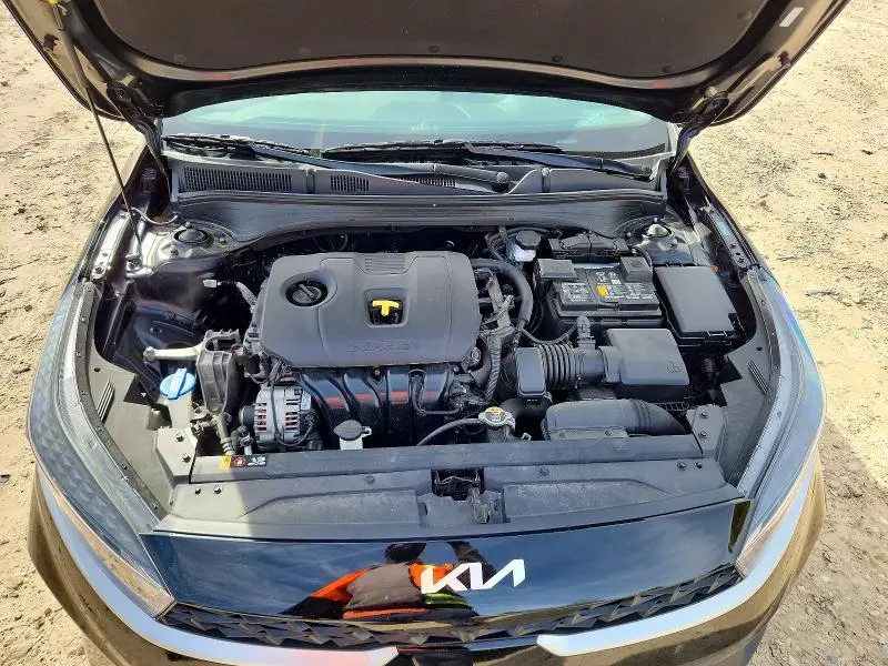 2024 KIA FORTE LX  