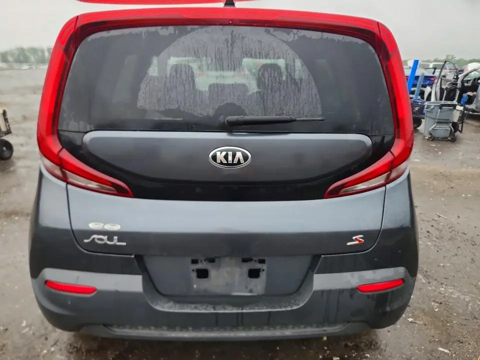 2021 KIA SOUL S  