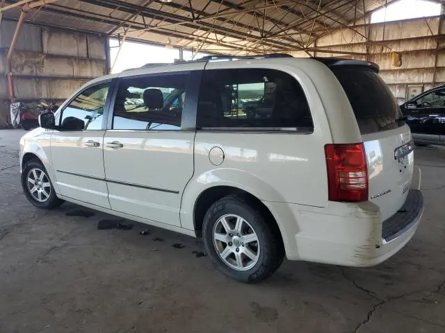 2010 CHRYSLER TOWN & COUNTRY TOURING  