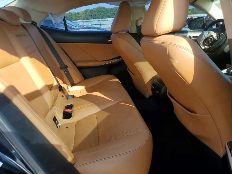 2016 LEXUS IS 200T  