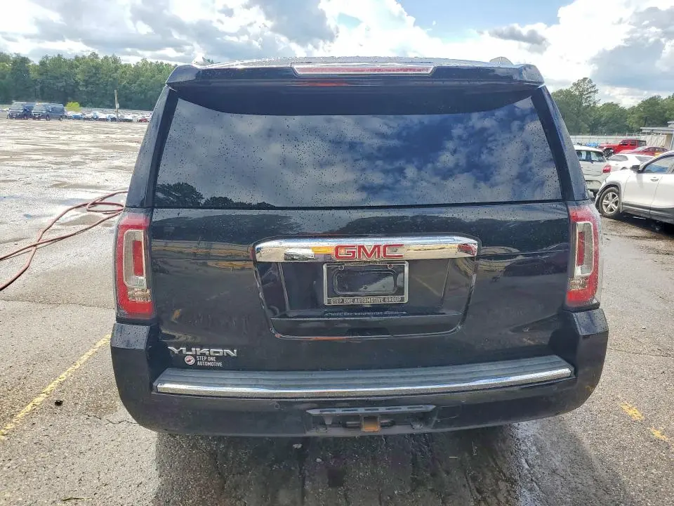 2018 GMC YUKON DENALI  