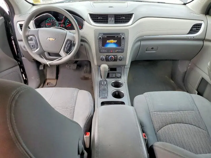 2016 CHEVROLET TRAVERSE LS  