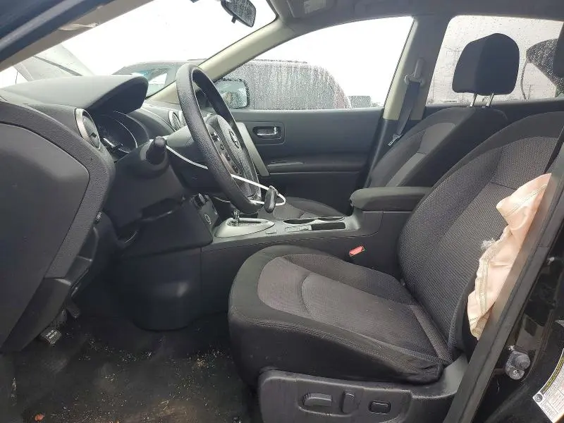 2013 NISSAN ROGUE   