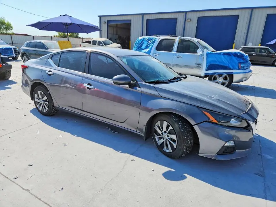 2022 NISSAN ALTIMA S  