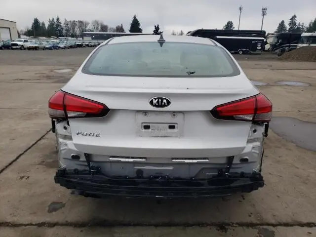2018 KIA FORTE LX  