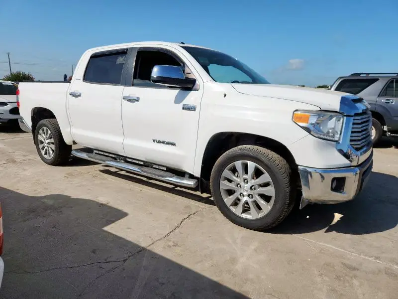 2015 TOYOTA TUNDRA CREWMAX LIMITED  