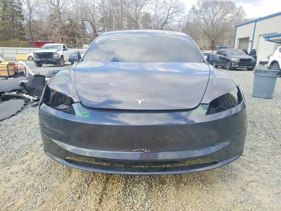 2024 TESLA MODEL 3   