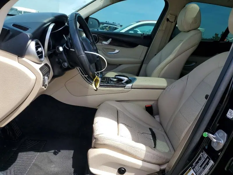 2016 MERCEDES-BENZ GLC 300  