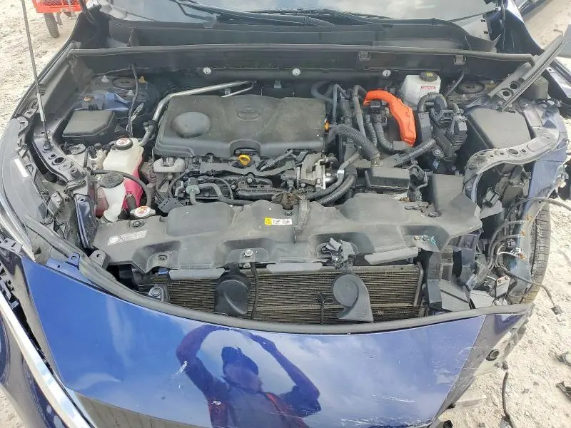 2021 TOYOTA VENZA LE  