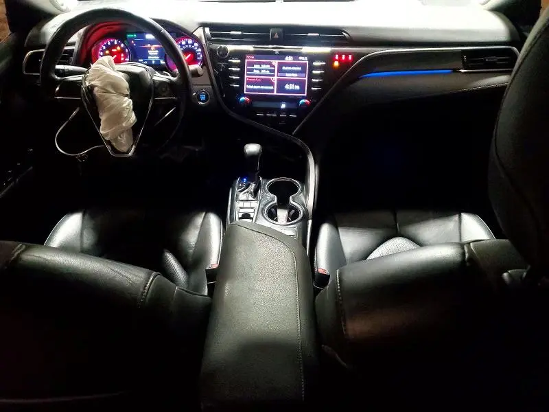 2018 TOYOTA CAMRY XSE  