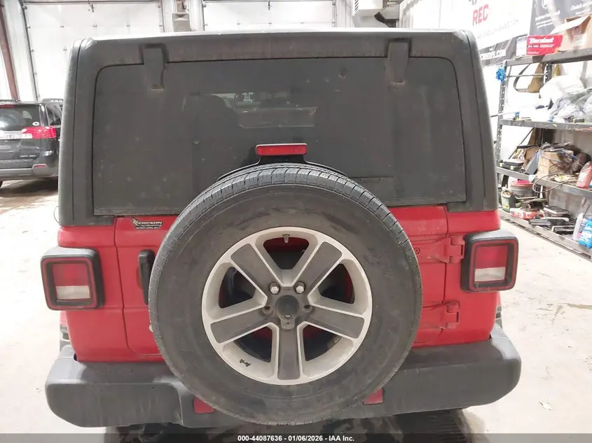 2019 JEEP WRANGLER UNLIMITED SAHARA 4X4