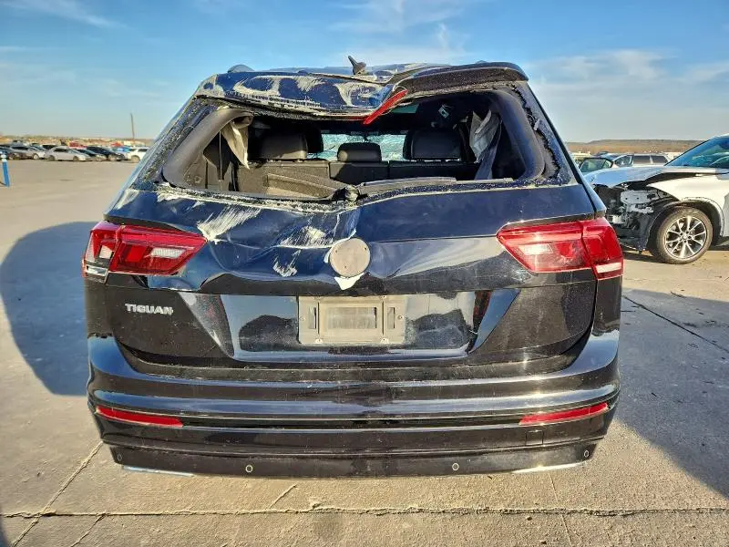 2021 VOLKSWAGEN TIGUAN SE  