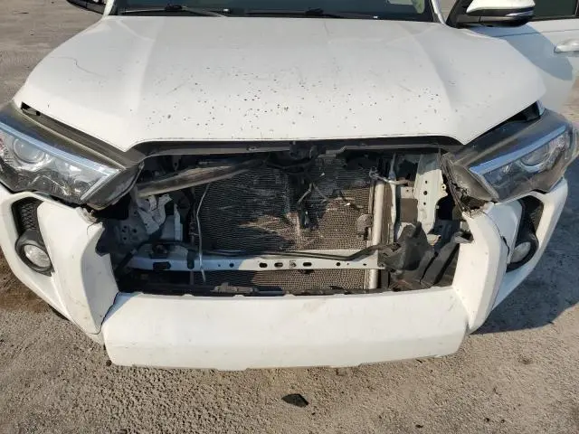 2019 TOYOTA 4RUNNER SR5  
