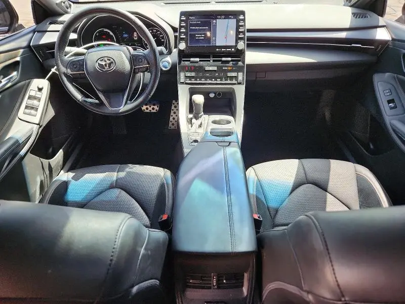 2021 TOYOTA AVALON XSE  