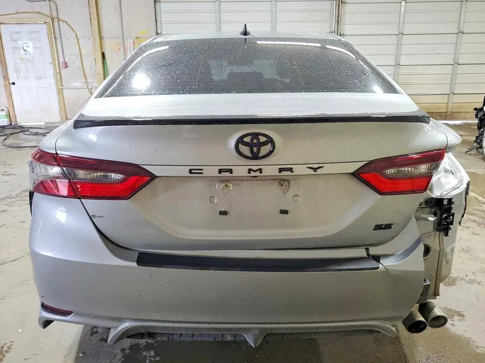2022 TOYOTA CAMRY SE NIGHTSHADE  
