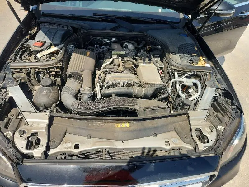 2018 MERCEDES-BENZ E 300  