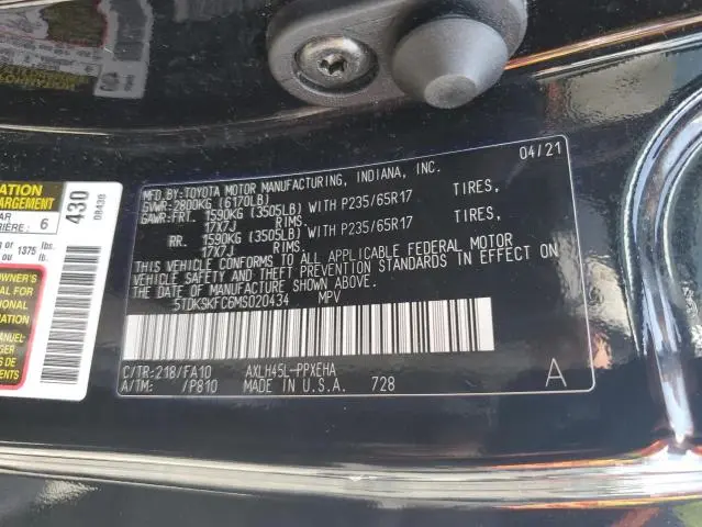 2021 TOYOTA SIENNA LE  