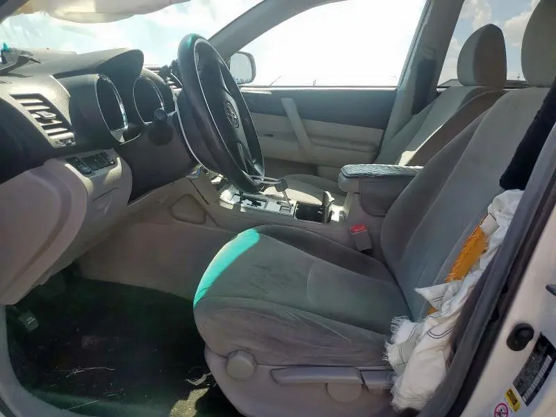 2012 TOYOTA HIGHLANDER BASE  