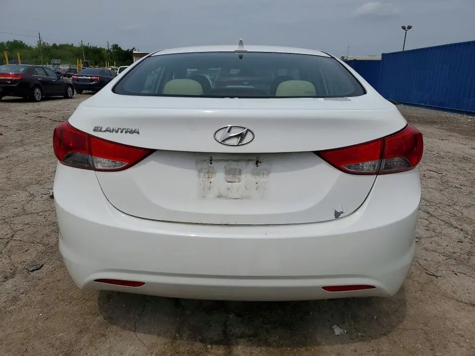 2011 HYUNDAI ELANTRA GLS  