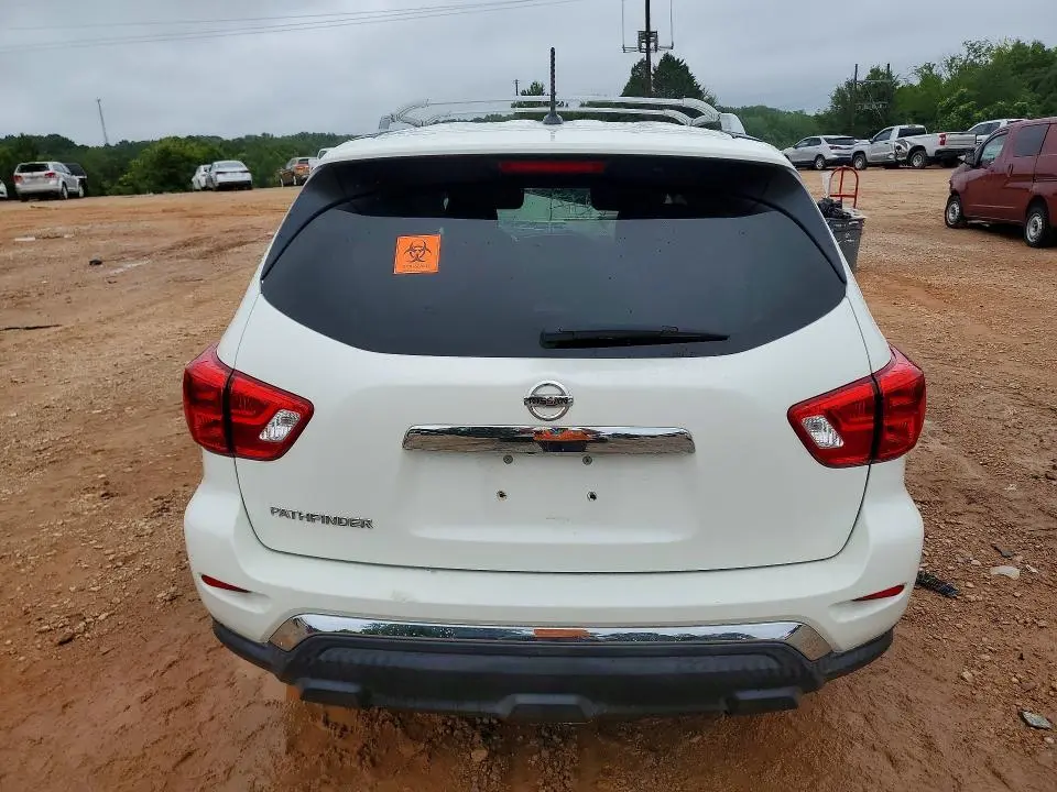 2018 NISSAN PATHFINDER S  