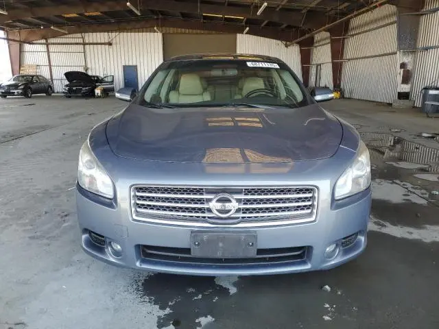 2011 NISSAN MAXIMA S  