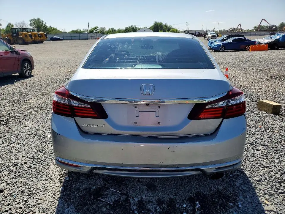 2017 HONDA ACCORD LX  