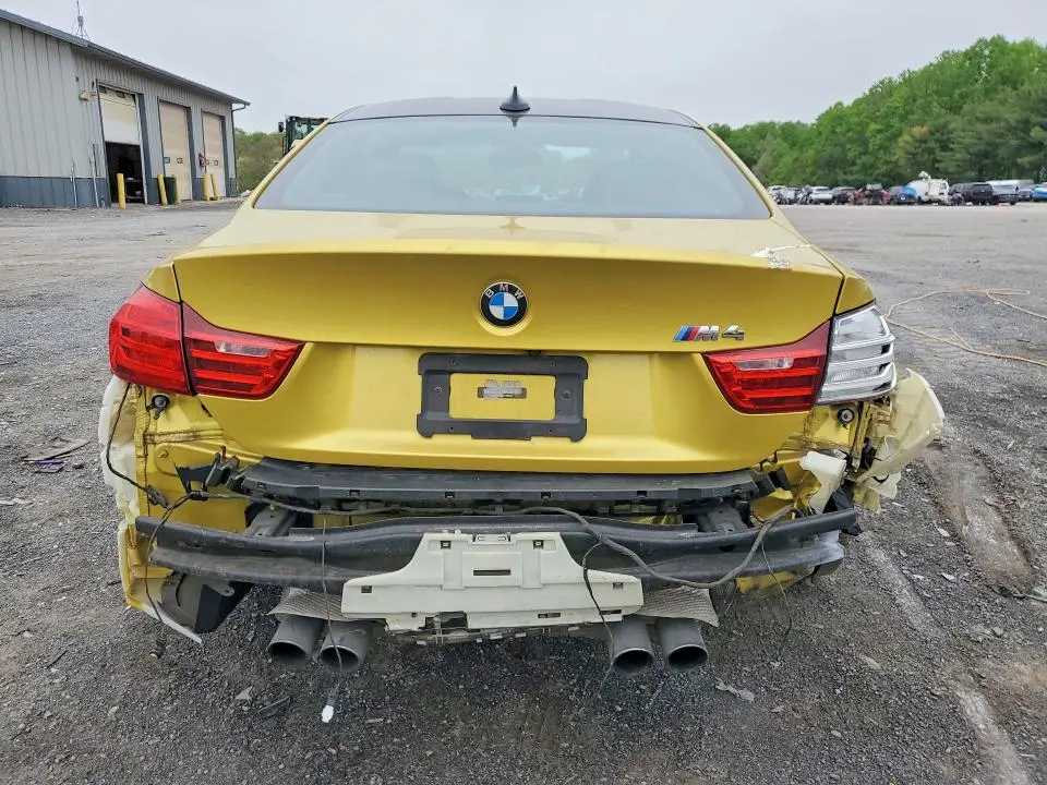 2015 BMW M4   