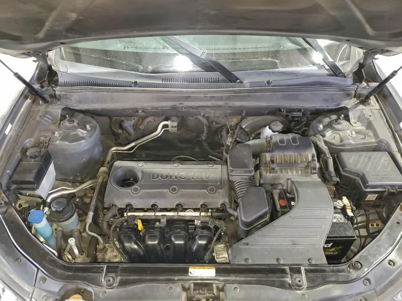 2010 HYUNDAI SANTA FE GLS  