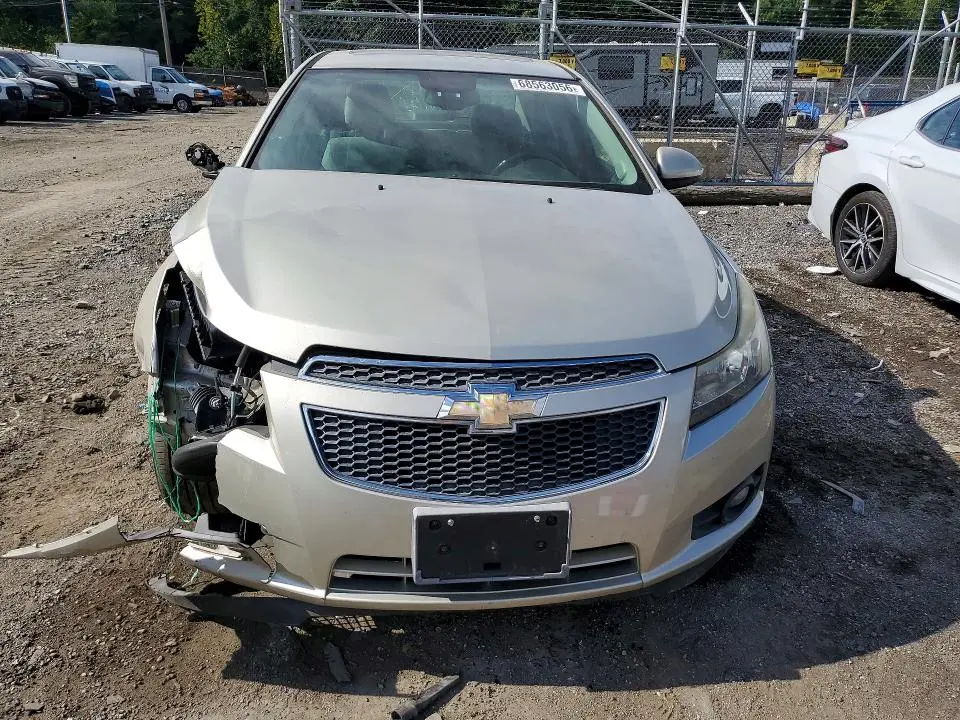 2013 CHEVROLET CRUZE LT  