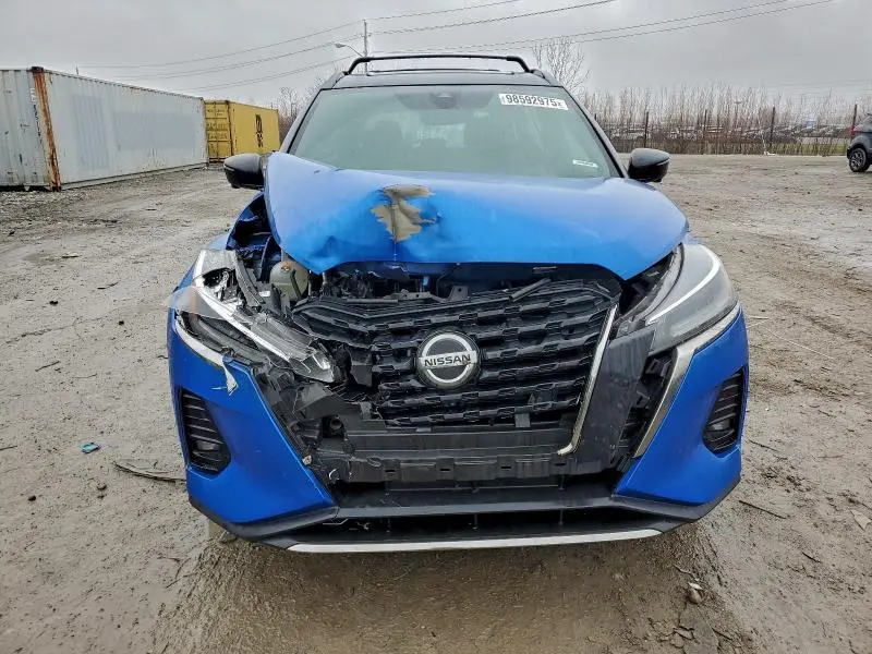 2021 NISSAN KICKS SR  