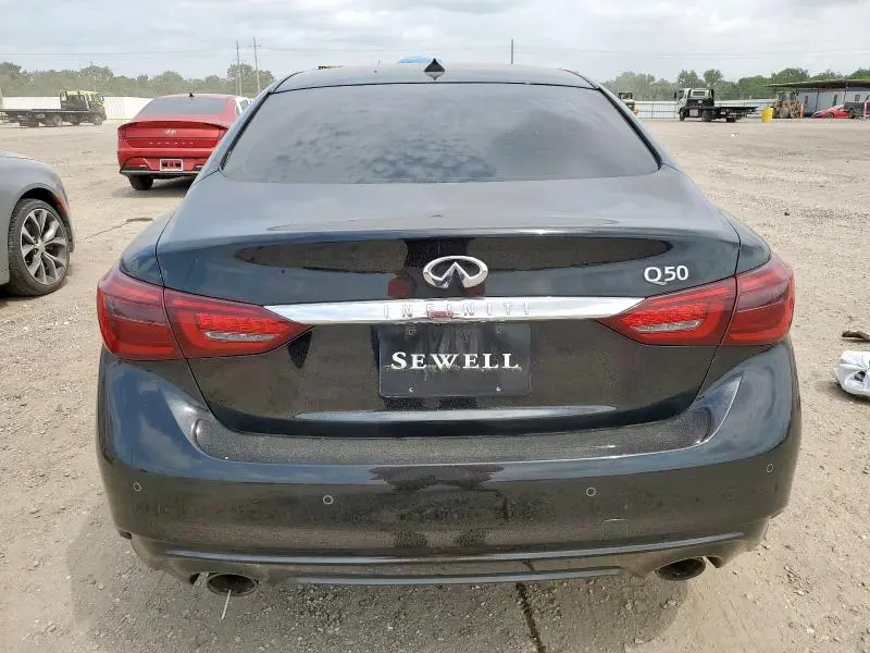2022 INFINITI Q50 LUXE
