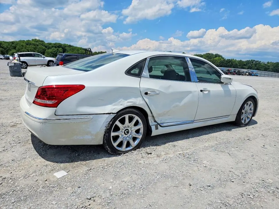 2013 HYUNDAI EQUUS SIGNATURE  