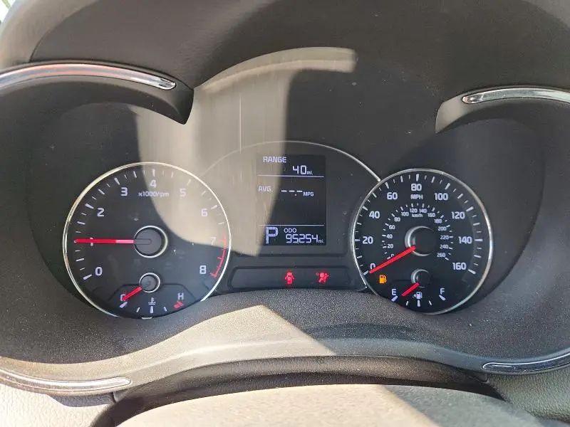 2016 KIA FORTE LX  