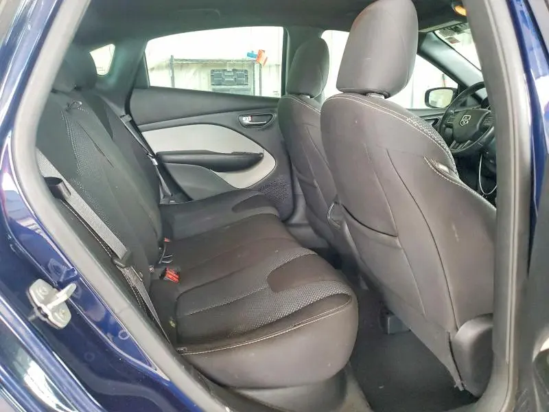 2015 DODGE DART SXT  