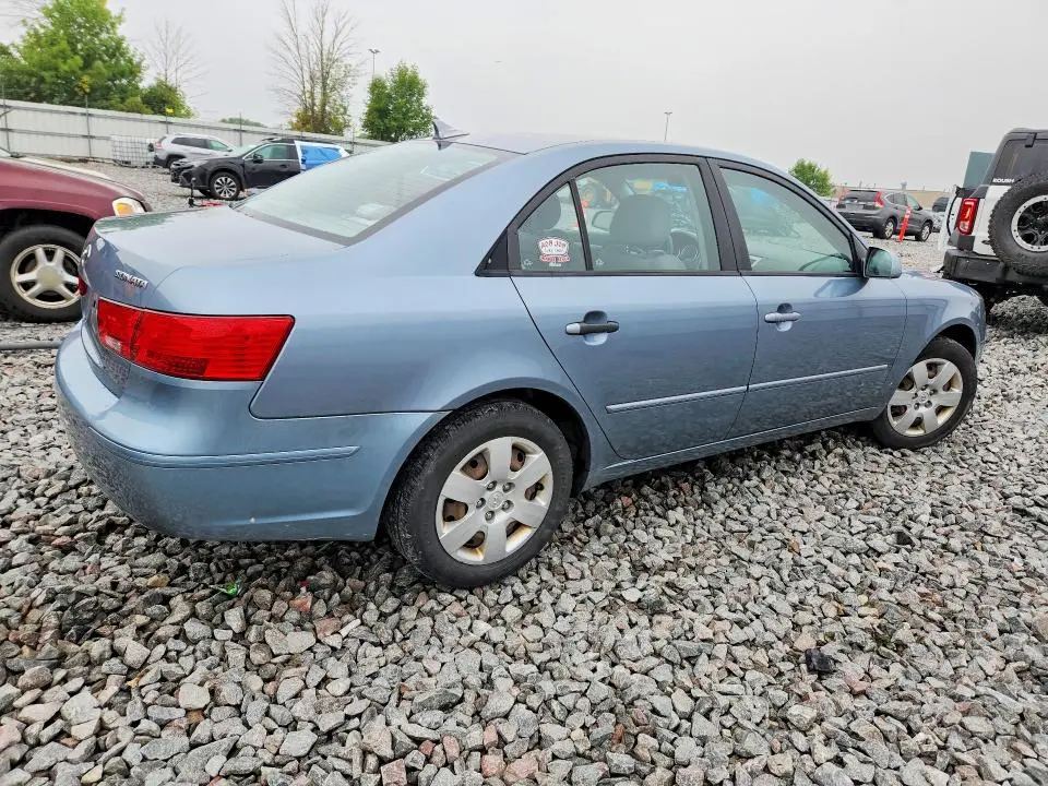2010 HYUNDAI SONATA GLS  